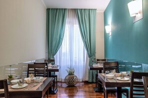 منطقة تناول الإفطار