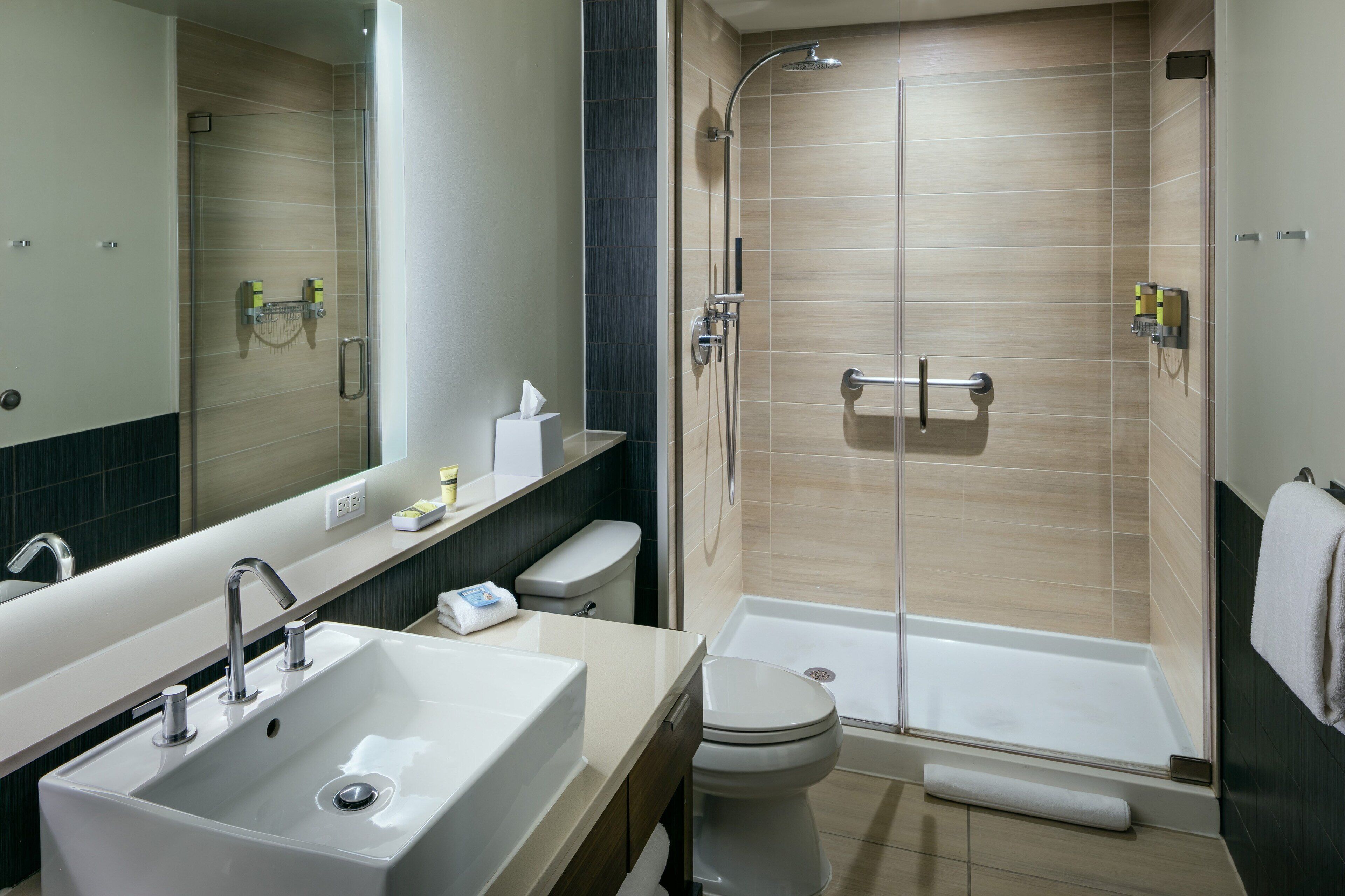 shower, rainfall showerhead, free toiletries, hair dryer