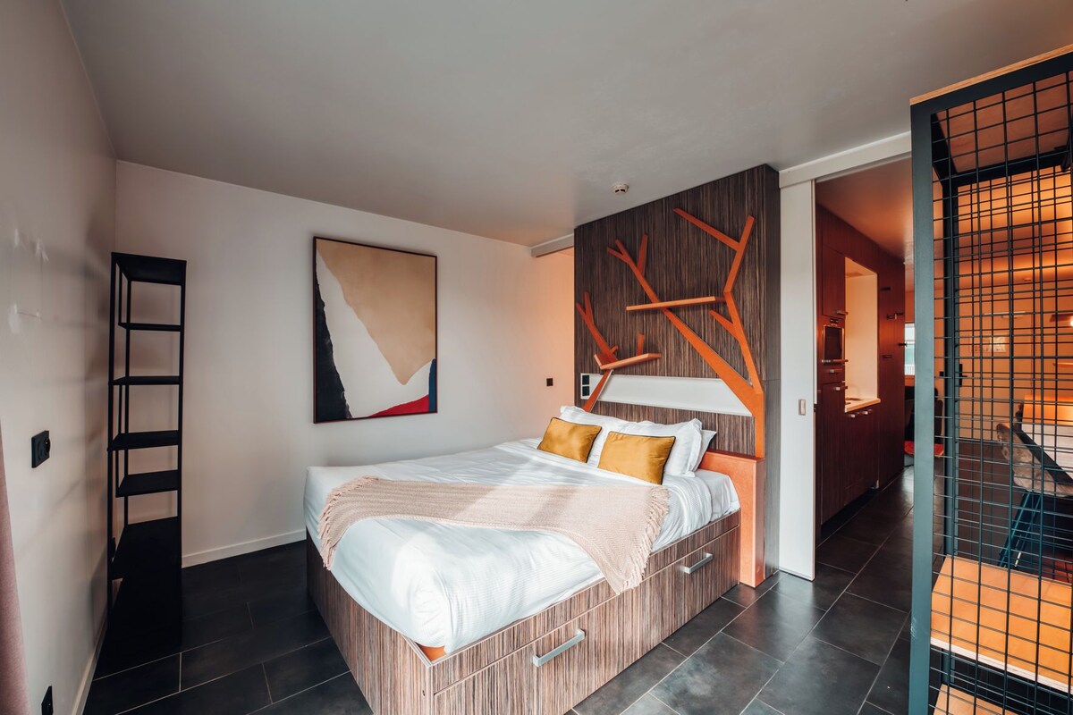 Luxe beddengoed, een kluis op de kamer, geluiddichte muren, gratis wifi