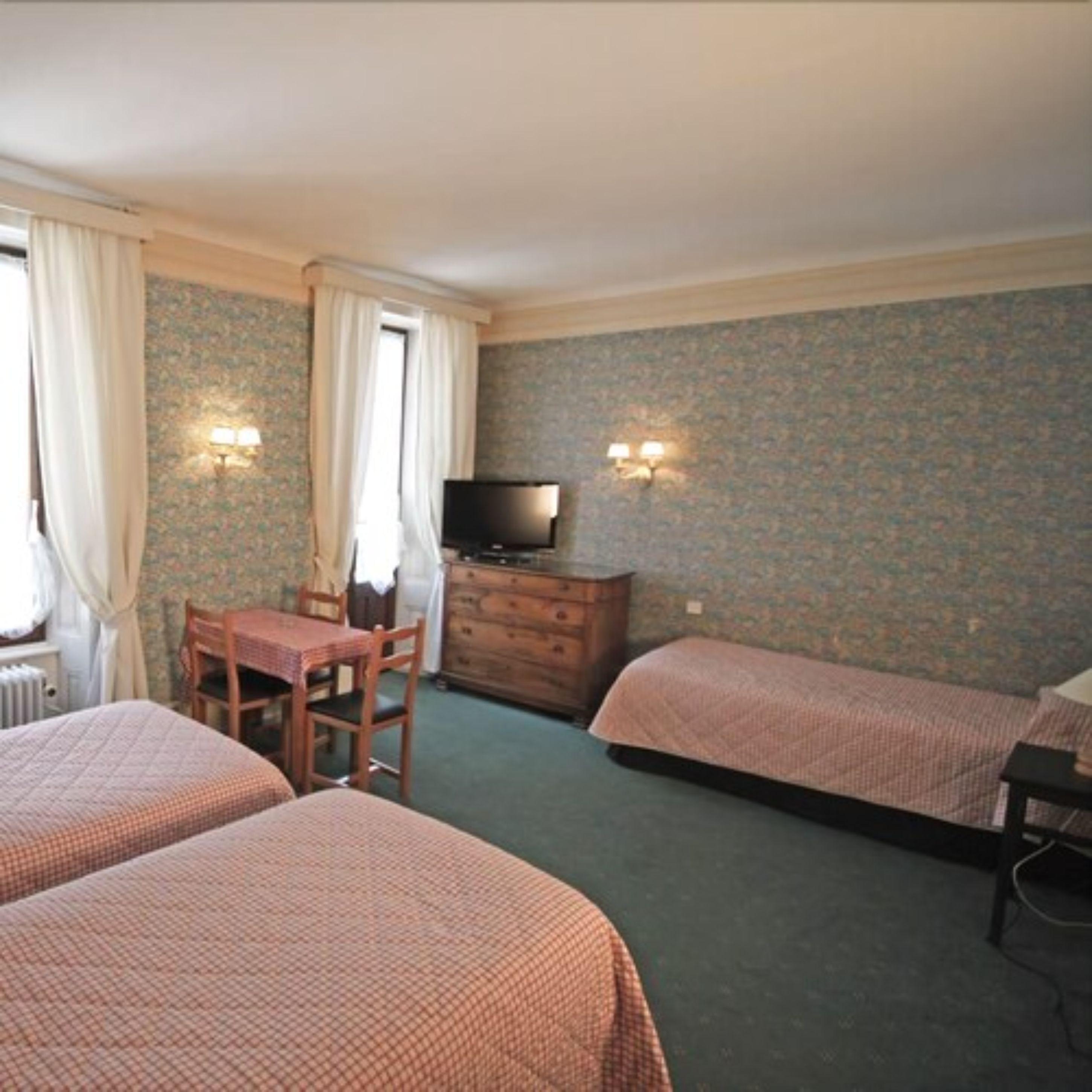 triple room | 1 bedroom, premium bedding, individually decorated, free wifi