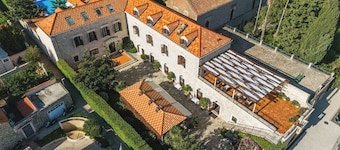 Hotel Kazbek