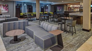 Lobby lounge - Courtyard by Marriott Lima (Lima)