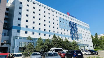 施設の正面