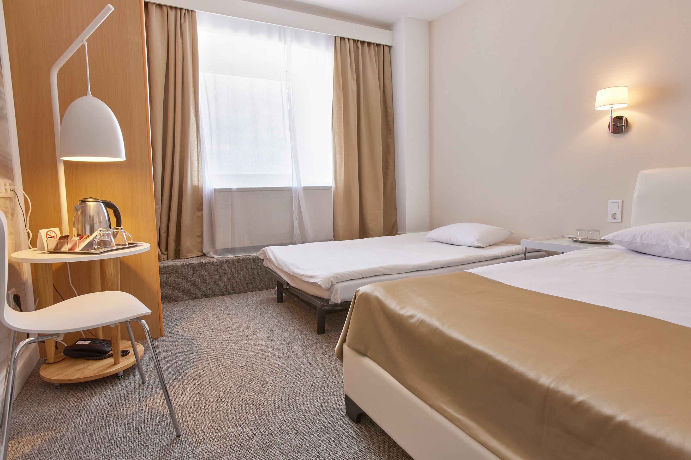 superior family room with sofabed | in-room safe, desk, free wifi, bed sheets