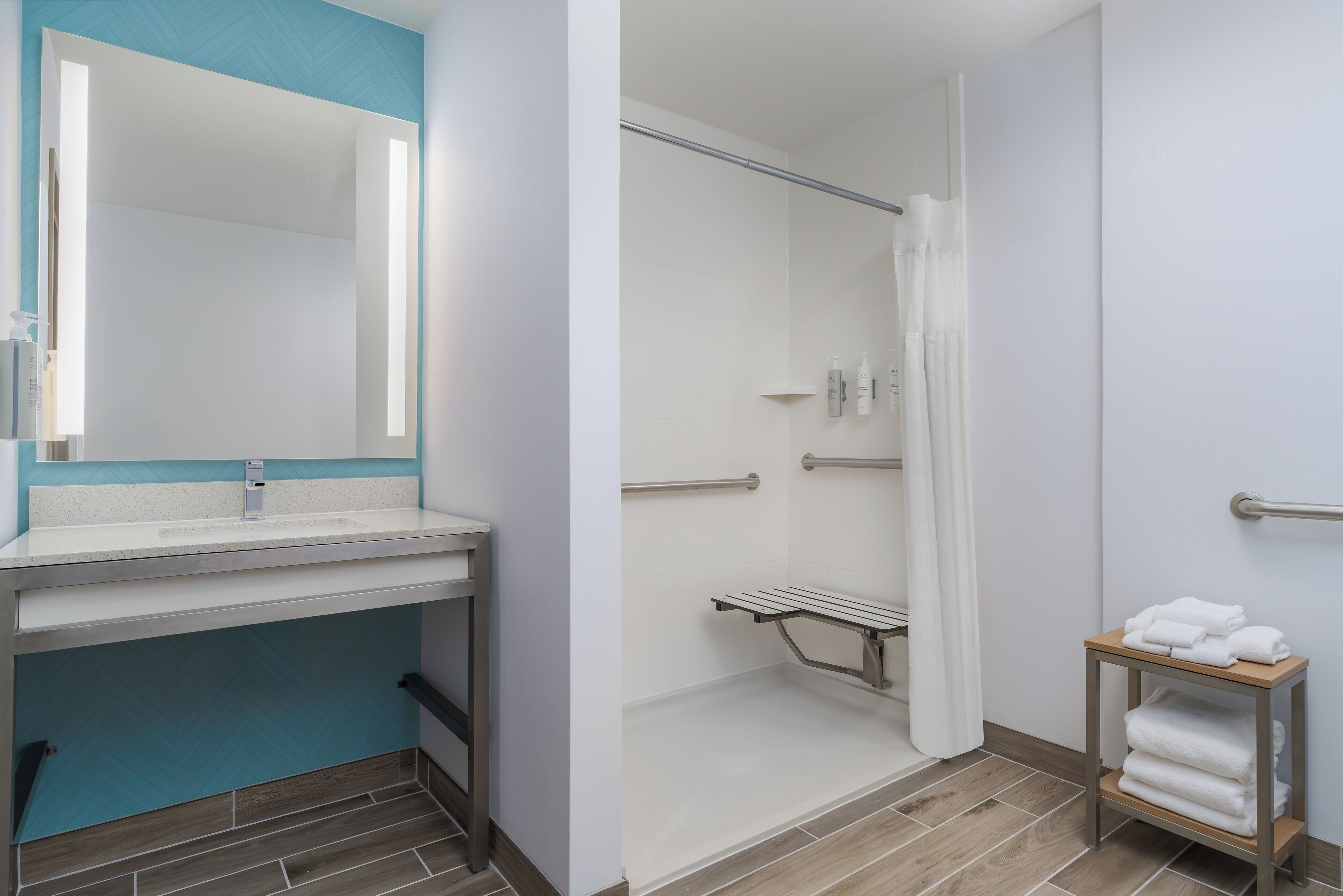 room, 1 king bed, accessible (3x3 shower) | bathroom | designer toiletries, hair dryer, towels