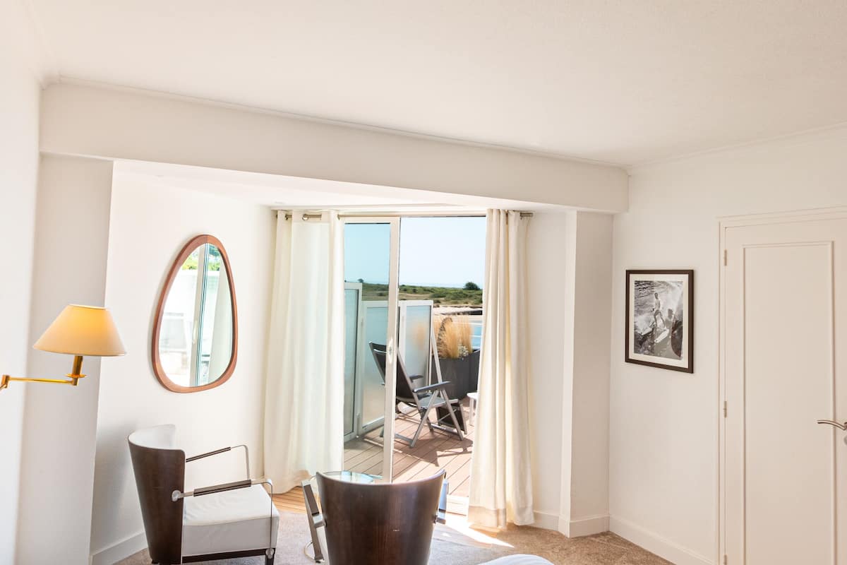 double or twin room, balcony, sea view | premium bedding, minibar, in-room safe, desk