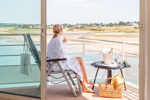 Habitació doble o amb dos llits individuals, terrassa, vistes al mar | Terrassa o pati