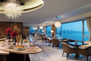 Bar (on property) - Marco Polo Wuhan (Wuhan)