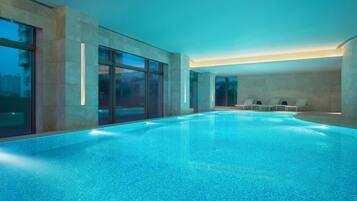 Piscine couverte