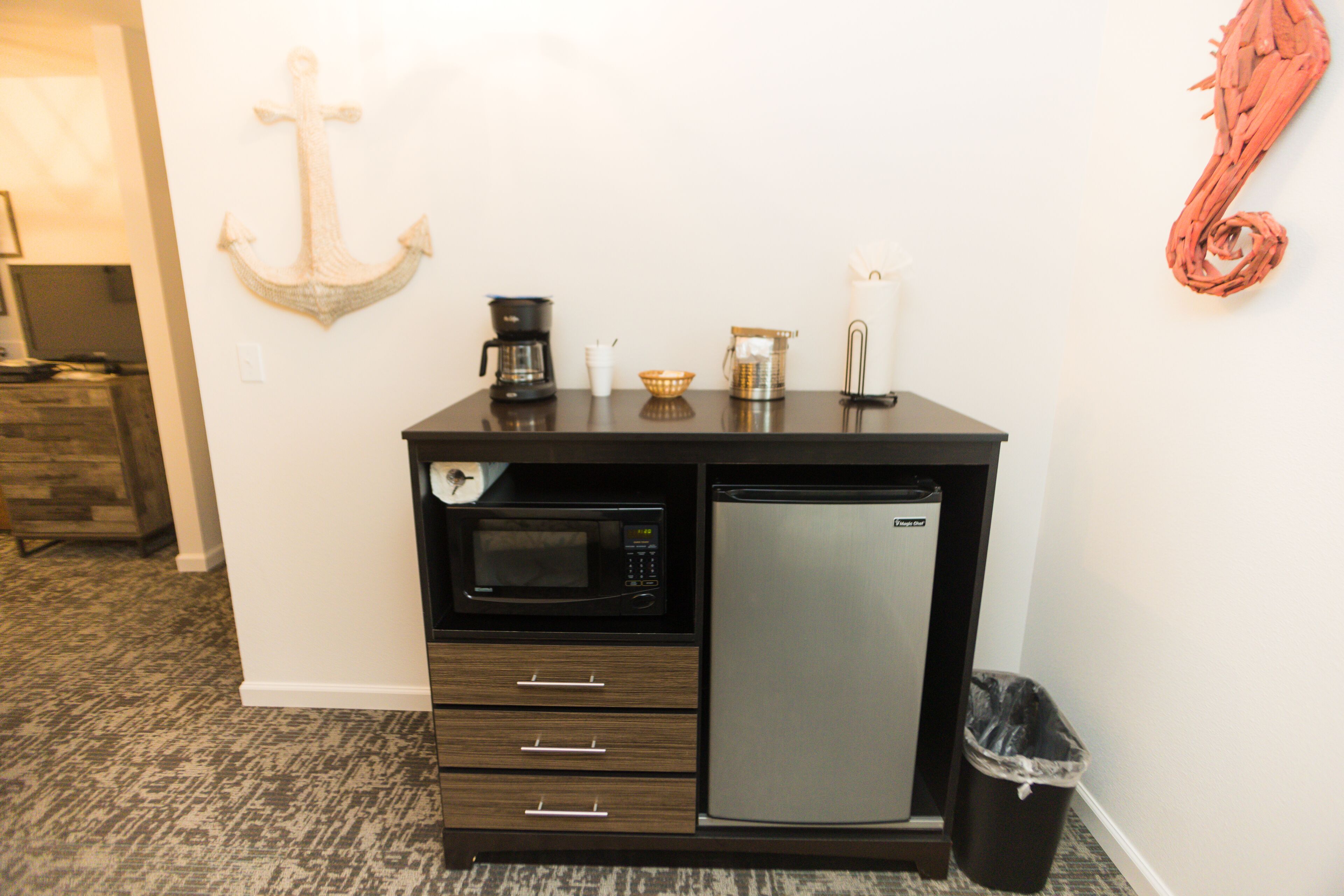 sleeper (no pets, no view, near elevator)  | individually decorated, individually furnished, blackout curtains