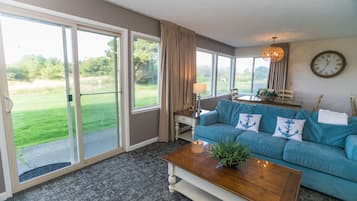 Suite, Two Bedrooms, 1st Floor (Pet Friendly) | View from room