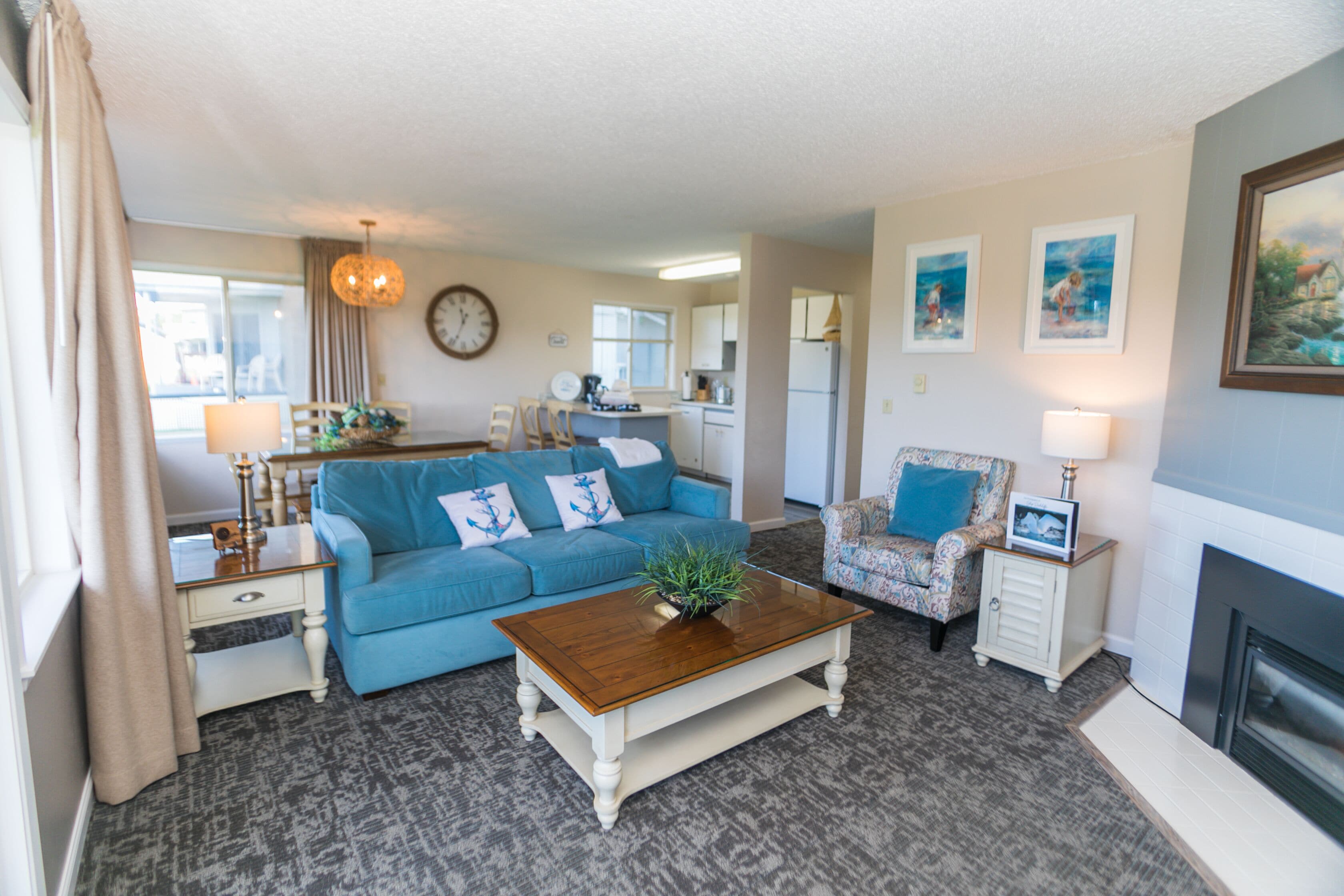 suite, two bedrooms, 1st floor (pet friendly) | living room | 32-inch lcd tv with cable channels, tv, dvd player