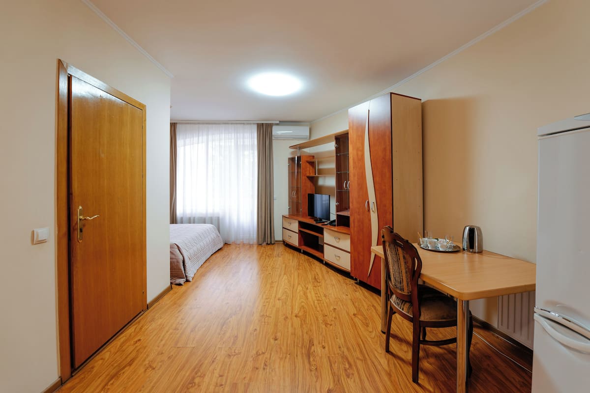 Minibar, caja de seguridad en la habitación y insonorización