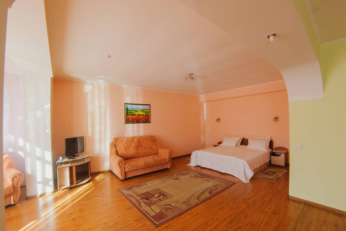 Minibar, in-room safe, soundproofing, iron/ironing board (on request)
