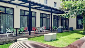 Déjeuner et dßner servis sur place, spécialités Cuisine française