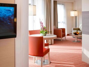 Suite, 1 King Bed with Sofa bed, Terrace | Premium bedding, minibar, in-room safe, desk