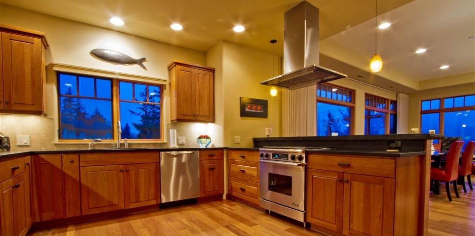 premium bedding, pillow-top beds, individually decorated