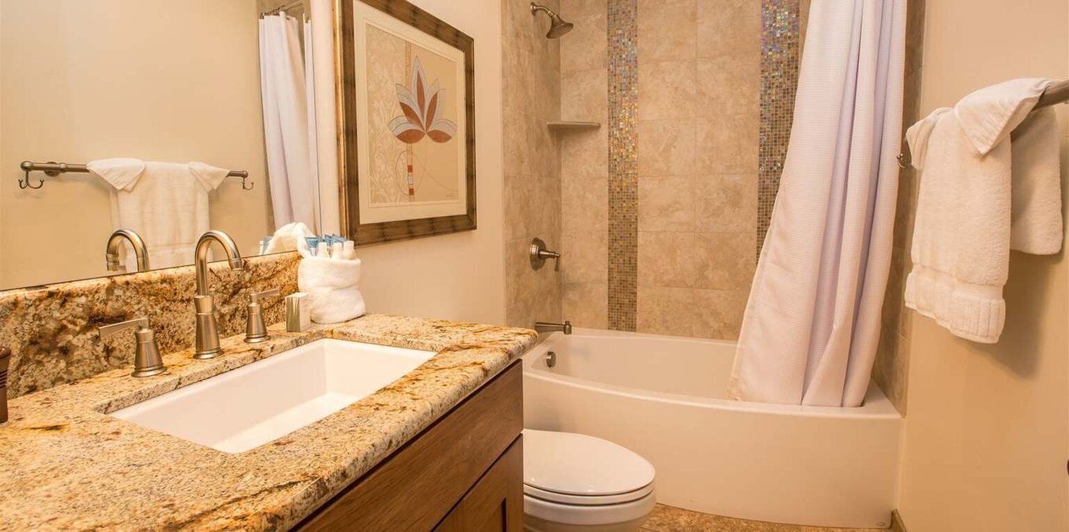 deluxe studio, 1 king bed (euro king studio) | premium bedding, pillow-top beds, individually decorated