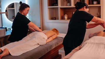 Salas de tratamiento para parejas y baño turco o hammam