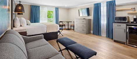 1 bedroom, premium bedding, iron/ironing board, free WiFi