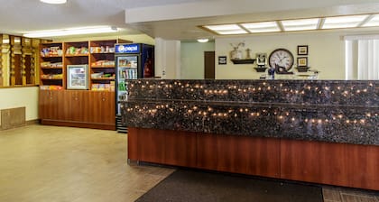 Richland Inn & Suites