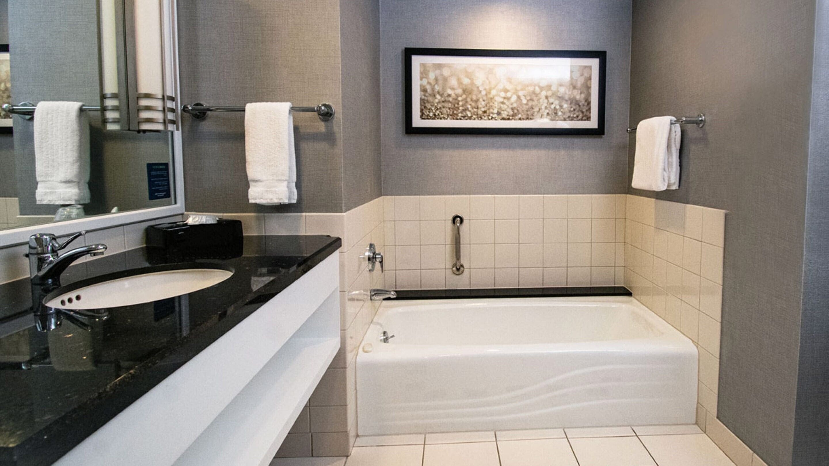 premium bedding, pillow-top beds, in-room safe, desk