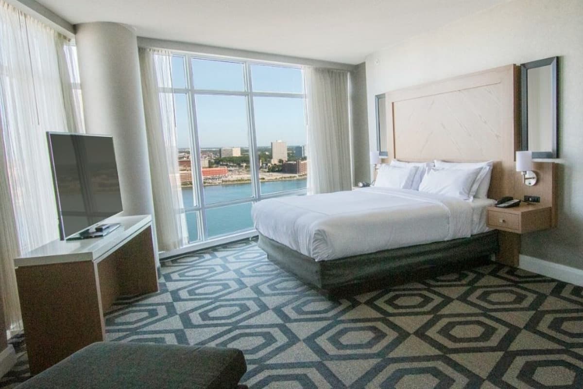 Suite Deluxe, 1 llit de matrimoni gran, torre | Roba de llit d'alta qualitat i matalassos amb encoixinament addicional