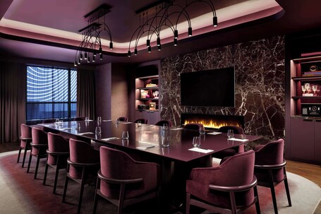 Revery Toronto Downtown, Curio Collection by Hilton - Image 21