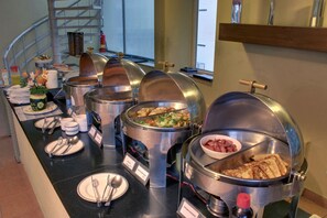 Buffet - jüSTa Indiranagar (Bengaluru)
