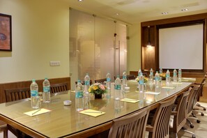 Meeting facility - jüSTa Indiranagar (Bengaluru)