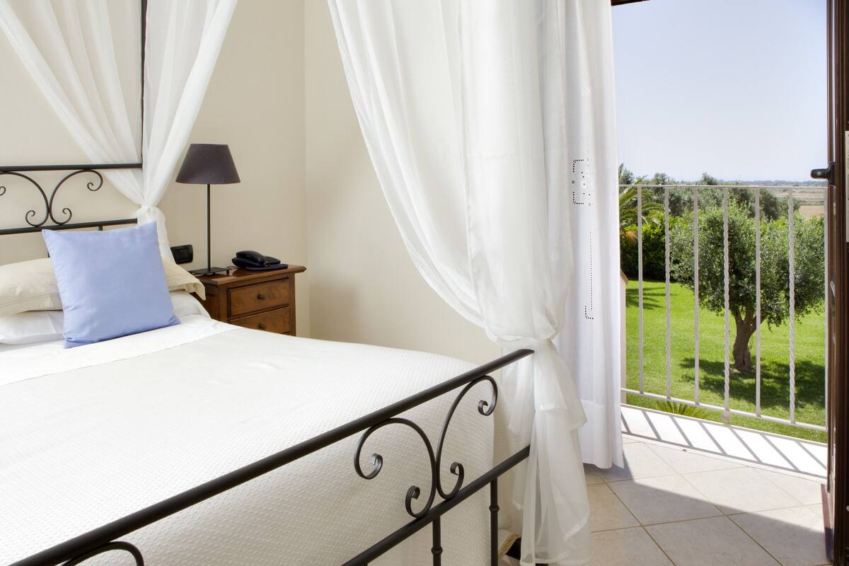 classic double or twin room | garden view