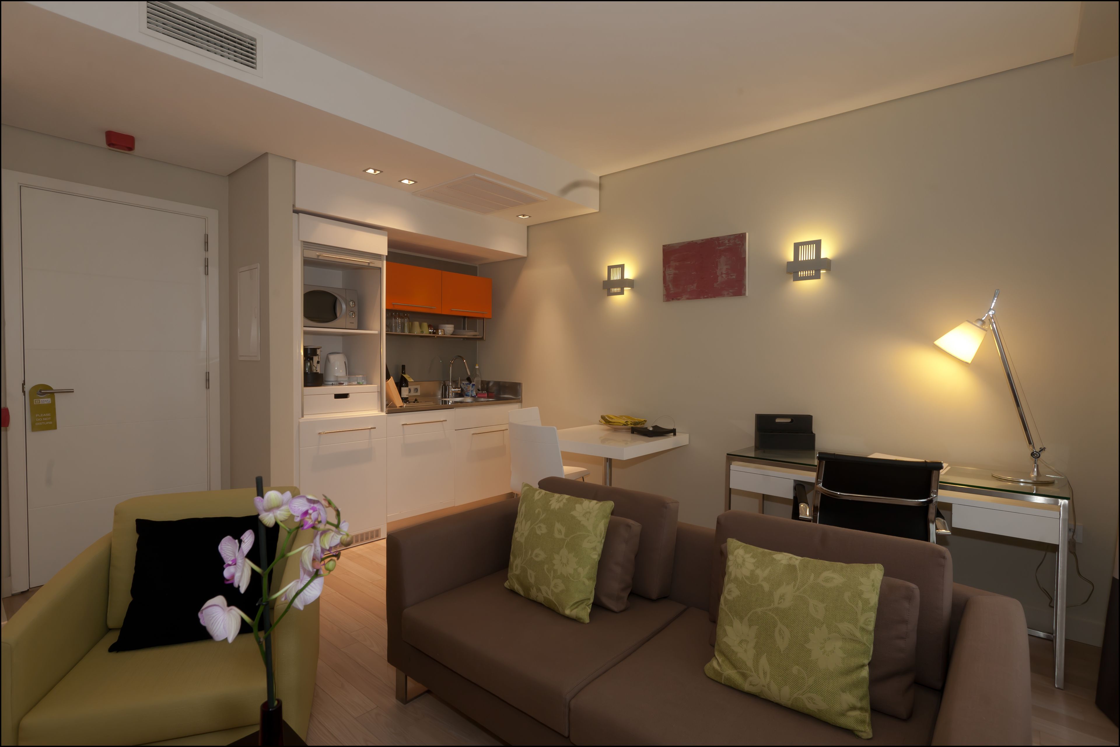 apartment, 1 bedroom | private kitchenette | fridge, coffee/tea maker, electric kettle