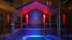 Sauna, hot tub, hot springs/mineral springs, body treatments, mud baths