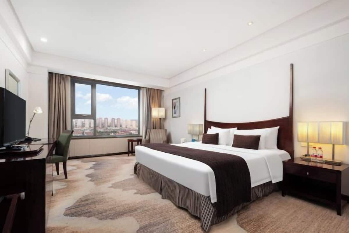 In-room safe, desk, blackout curtains, soundproofing