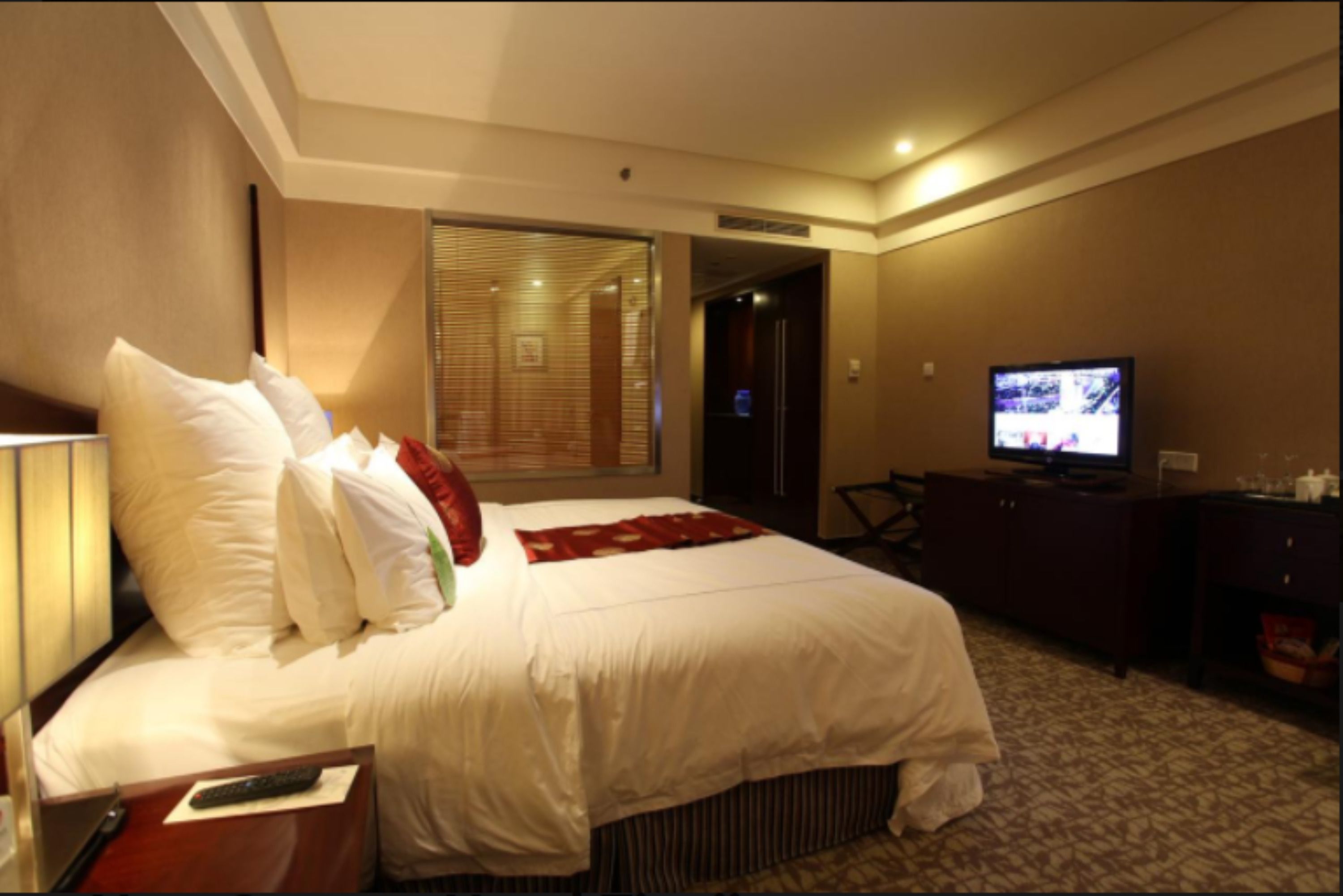 in-room safe, desk, blackout curtains, soundproofing