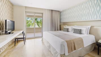 Premium Suite with Whirlpool bath