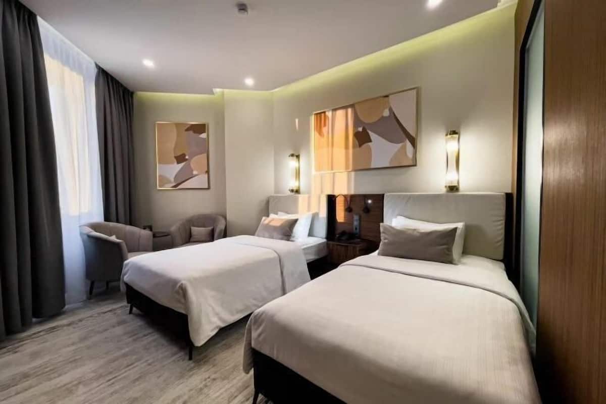 1 habitación, minibar, caja de seguridad en la habitación y escritorio