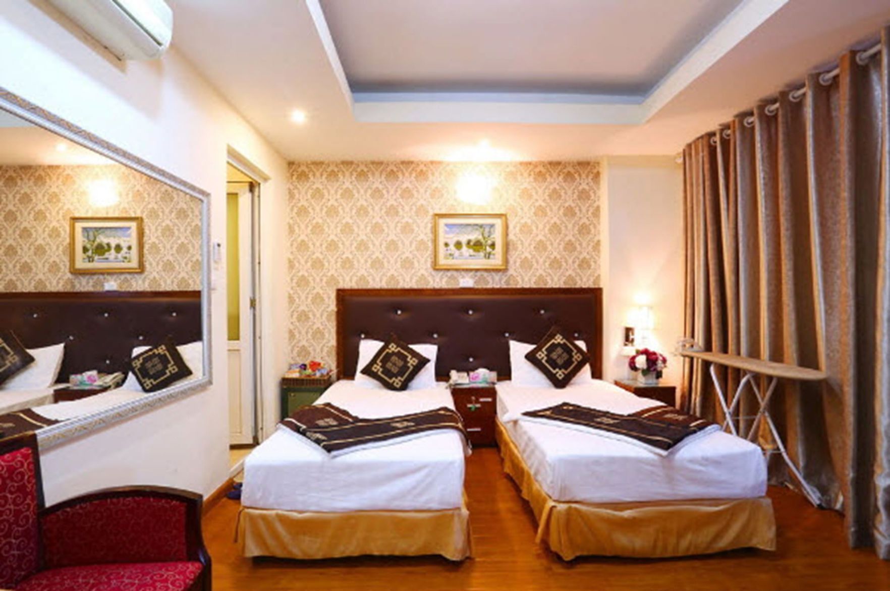 Minibar, in-room safe, blackout curtains, iron/ironing board