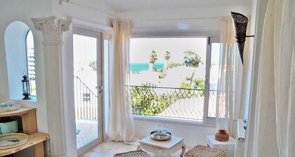 Uma Casa à Beira Sol