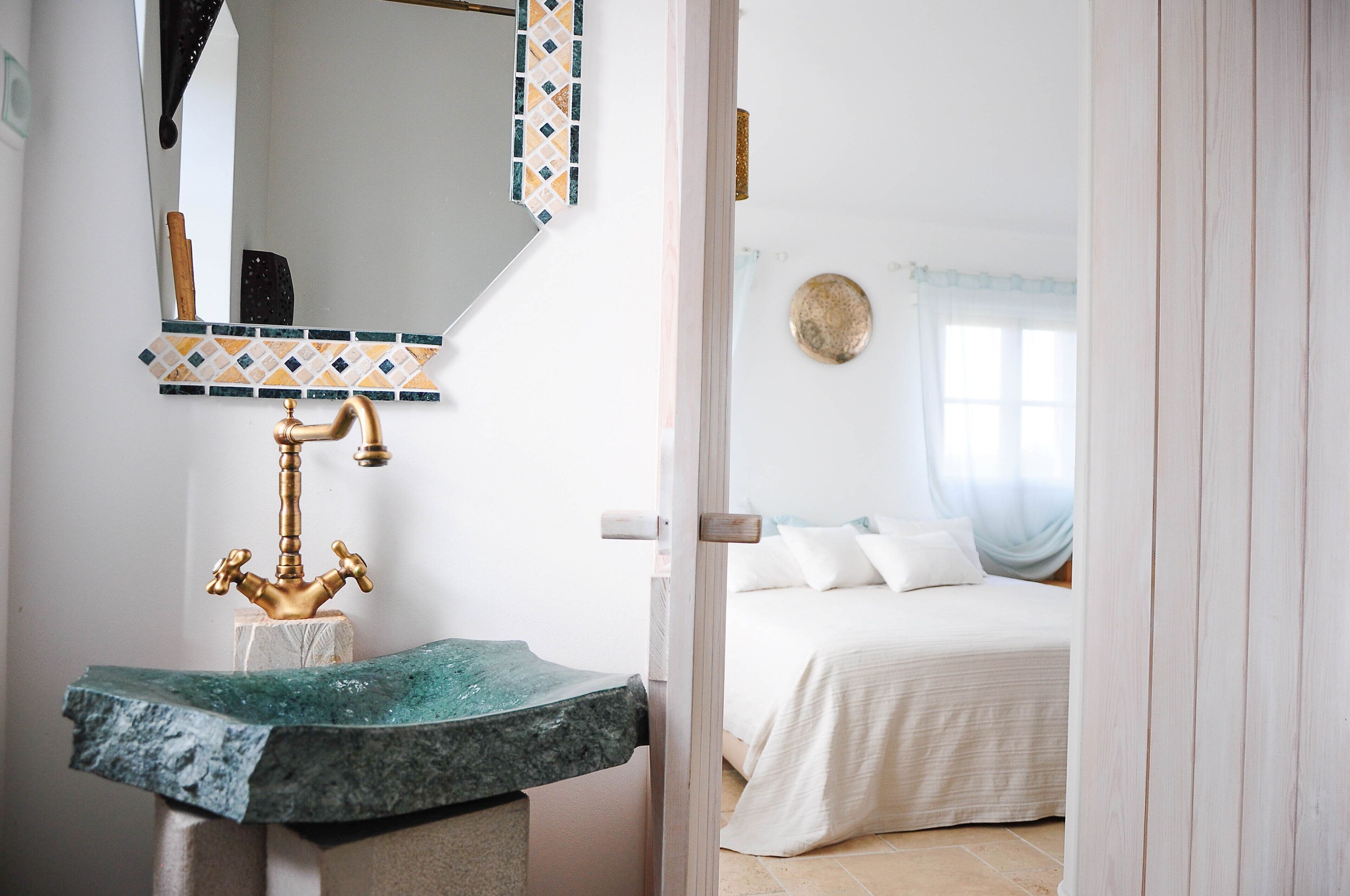 superior suite, 1 king bed, ocean view | pillow-top beds, in-room safe, soundproofing, free wifi