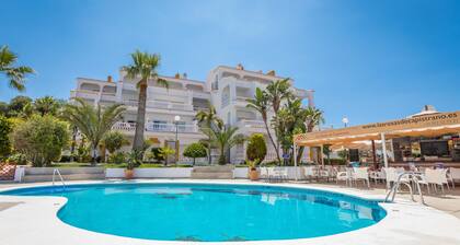 Apartamentos Turísticos Las Rosas de Capistrano