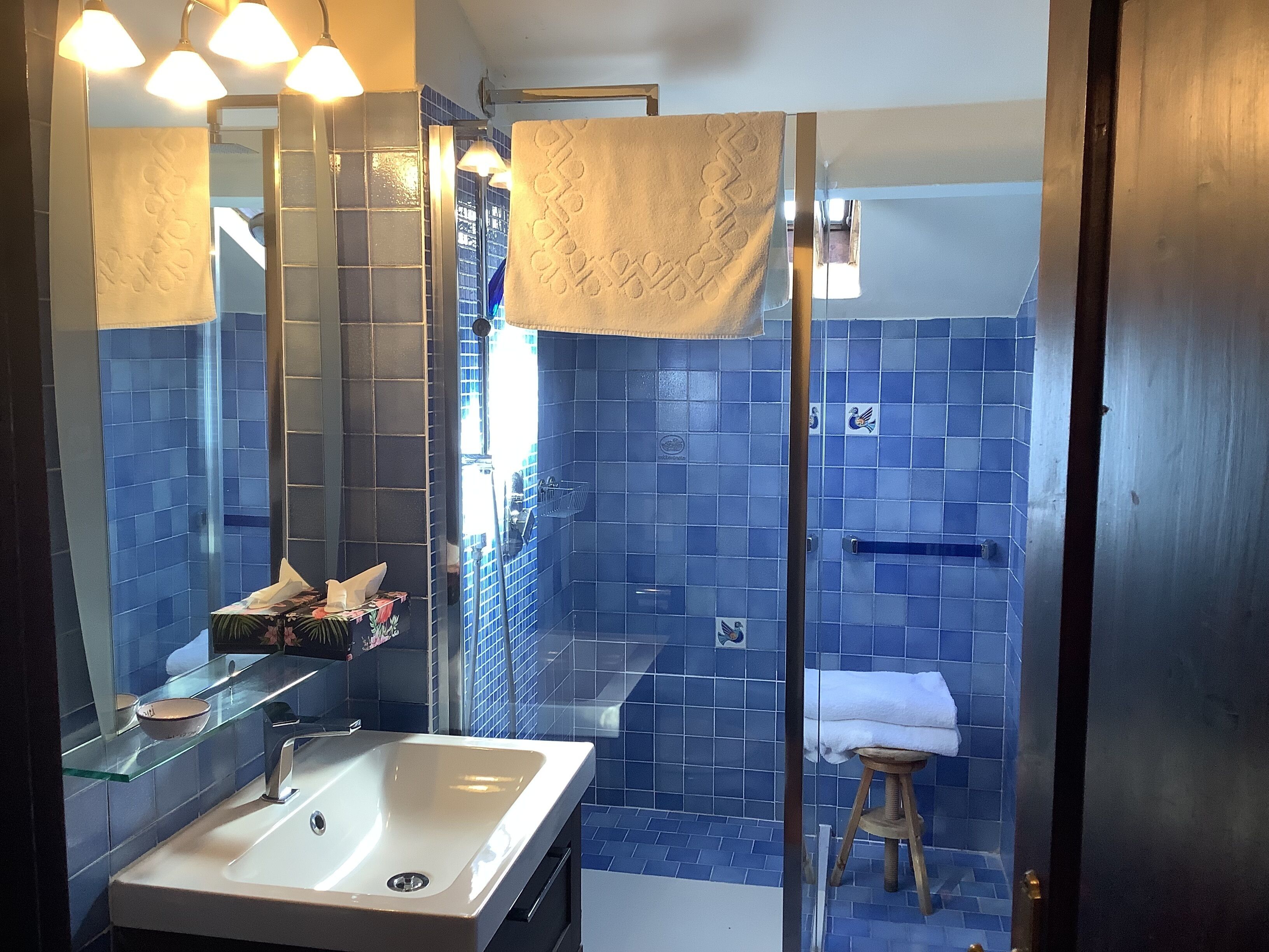 1 bedroom, minibar, individually decorated, individually furnished