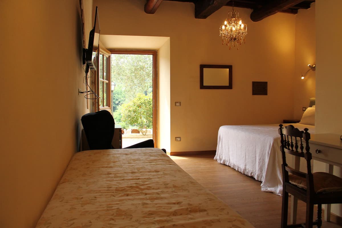 1 bedroom, minibar, individually decorated, individually furnished