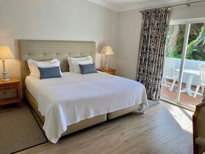 Villa, 2 Bedrooms, Private Pool | In-room safe, desk, blackout drapes, soundproofing