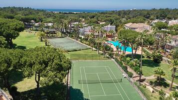 Tennis court