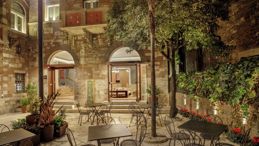 Rosetta Hotel Perugia, Tapestry Collection by Hilton