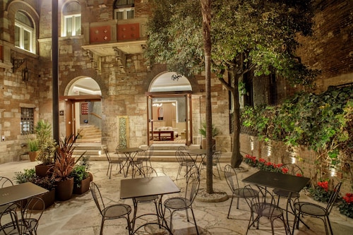 Rosetta Hotel Perugia, Tapestry Collection by Hilton