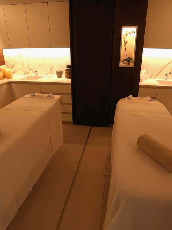 Sauna, bain à remous, hammam, soins corporels, enveloppements corporels