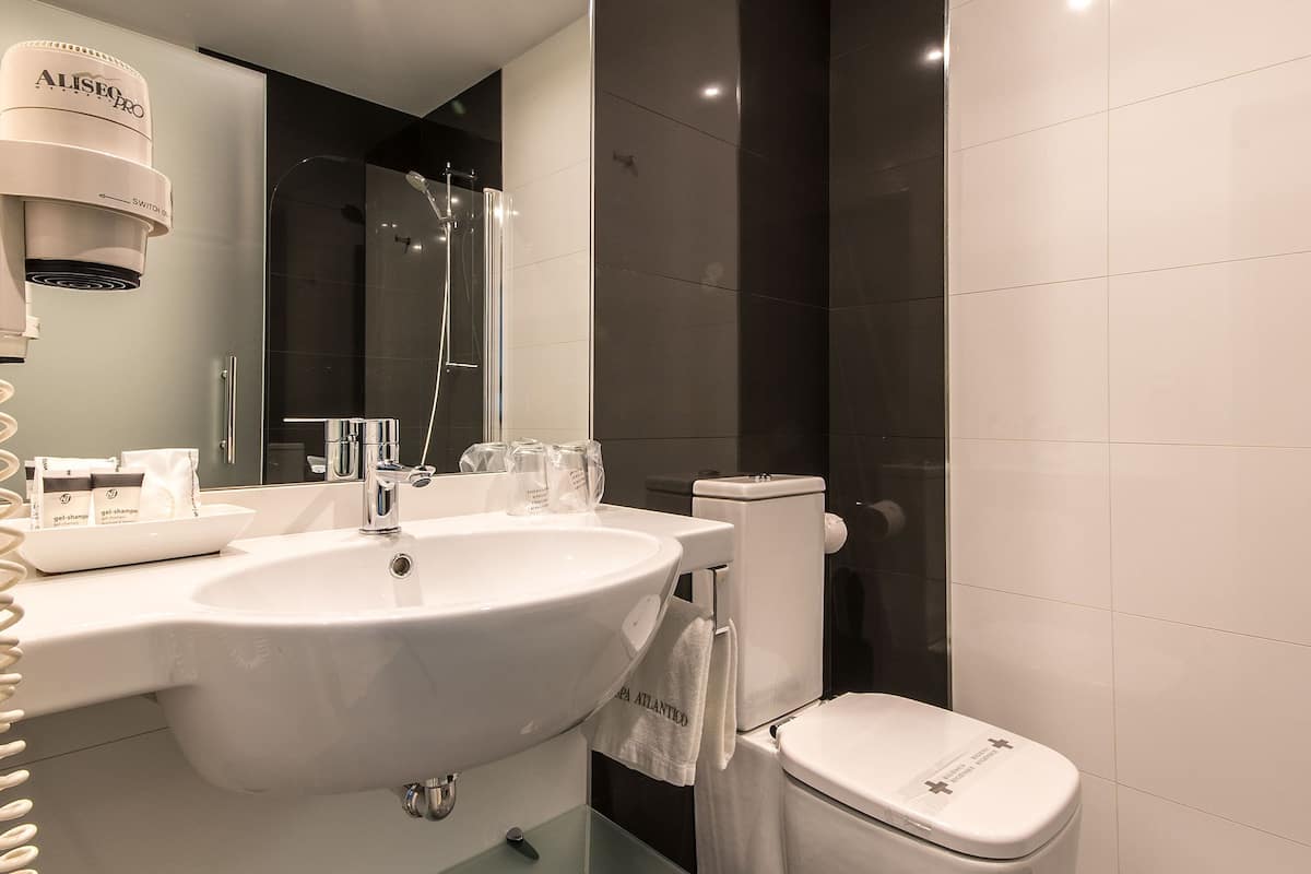 double room | bathroom | hair dryer, towels