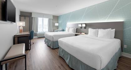 Comfort Inn & Suites Surrey